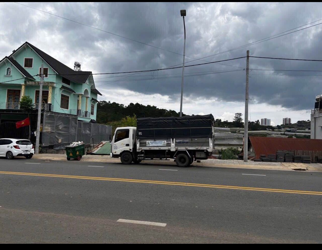 CẦN BÁN LÔ ĐẤT ĐẸP MẶT TIỀN KINH DOANH ĐƯỜNG CHÍNH ĐAN KIA, P.7, ĐÀ LẠT - Ảnh chính